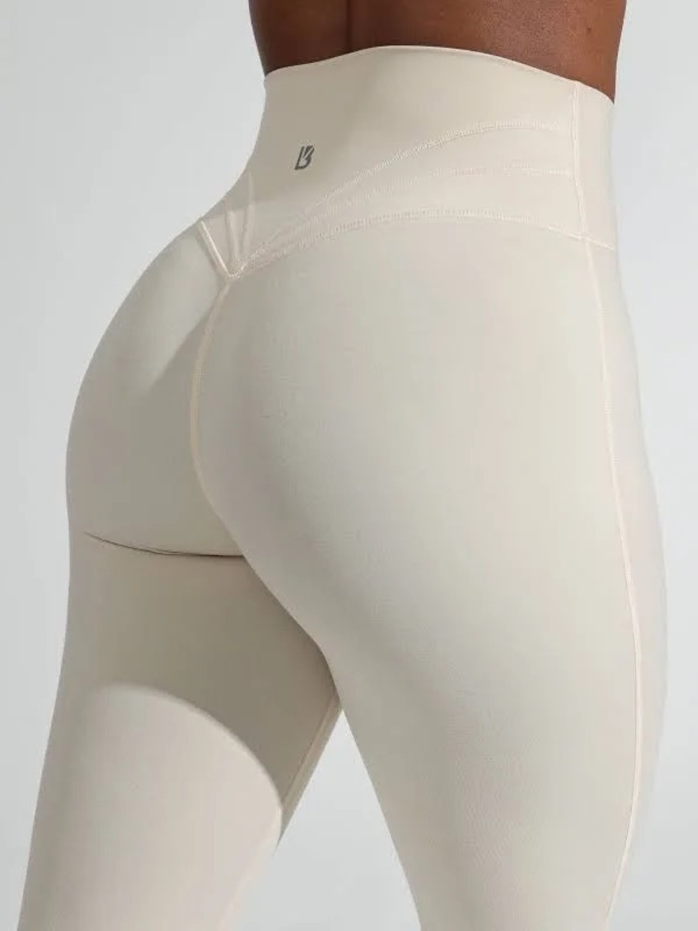 BuffBunny Legacy Leggings in Ivory